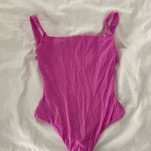 Skims Fits Everybody Square Neck Bodysuit XS